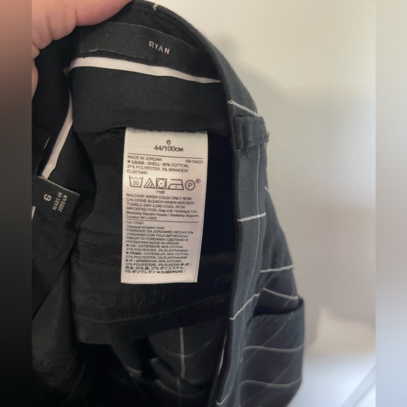 Banana Republic Black Windowpane Check Suit - Like New - Picture 3 of 5